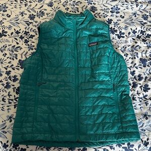 Patagonia Women’s Nano Puff Vest